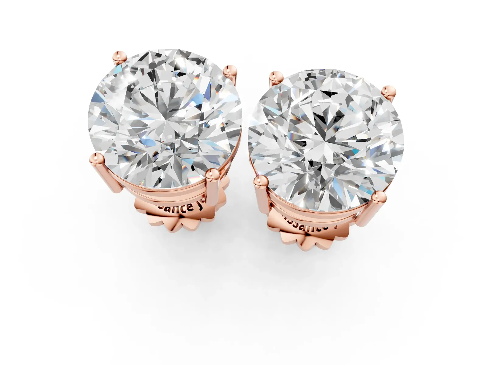 Round Cut Diamond Stud Earrings Rose gold