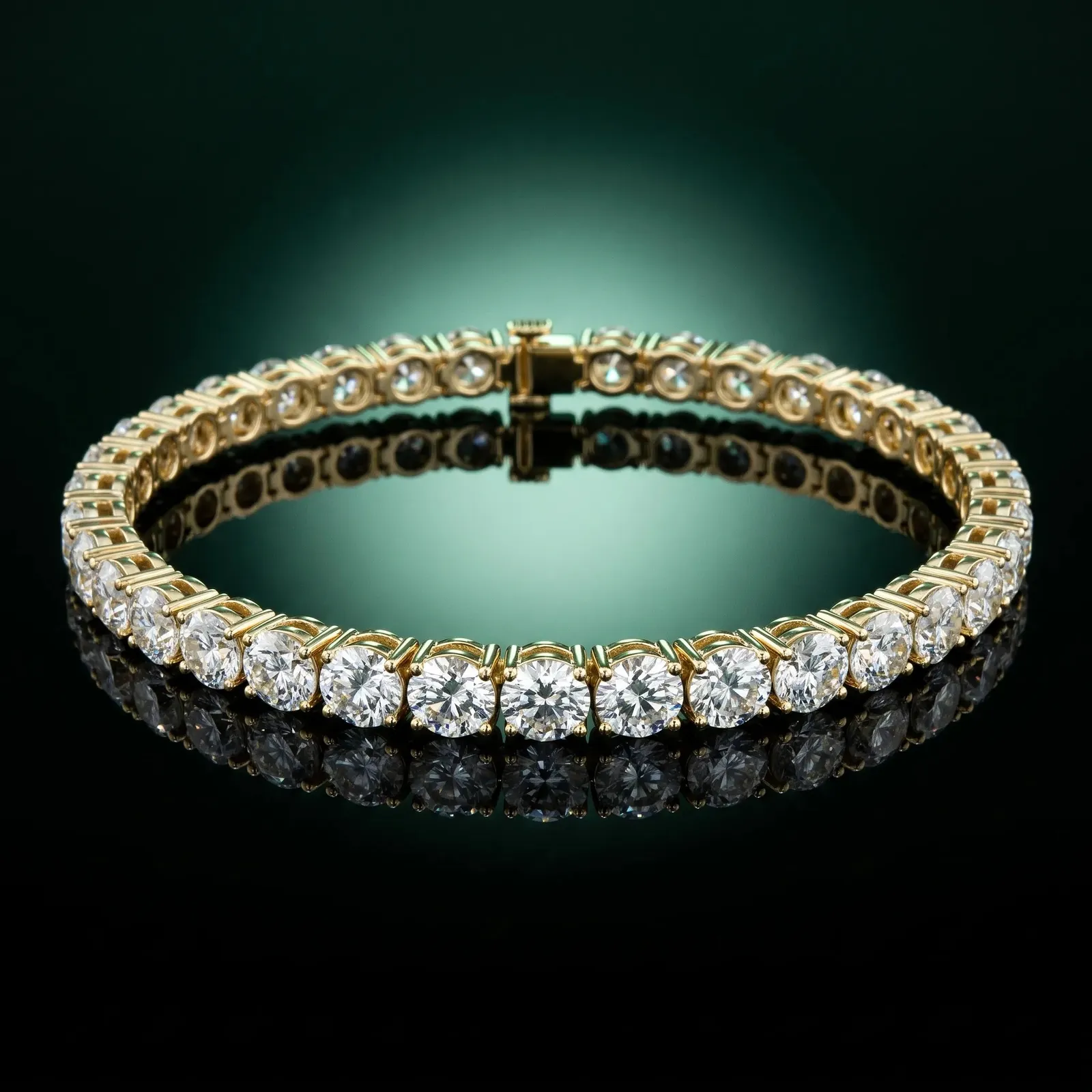 Round Brilliant Diamond Tennis Bracelet with Prong Setting Yellow gold