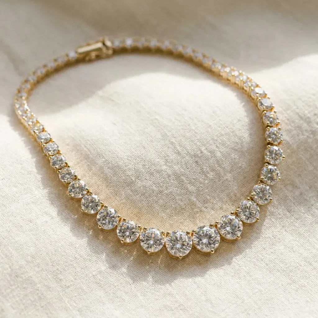 Round Cut Brilliant Graduated Diamond Tennis Necklace with Four-Prong Setting Yellow gold